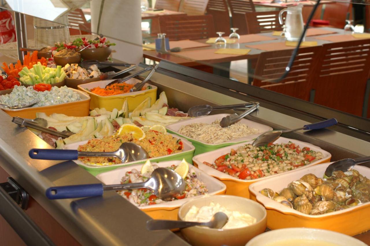 Hotel Le Chamois D'Or, Ussim Vacances เมรีเบล ภายนอก รูปภาพ