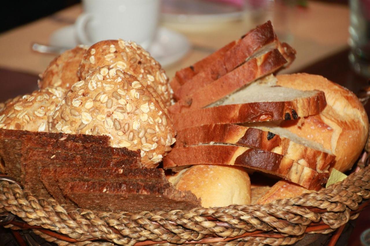 Hotel Le Chamois D'Or, Ussim Vacances เมรีเบล ภายนอก รูปภาพ