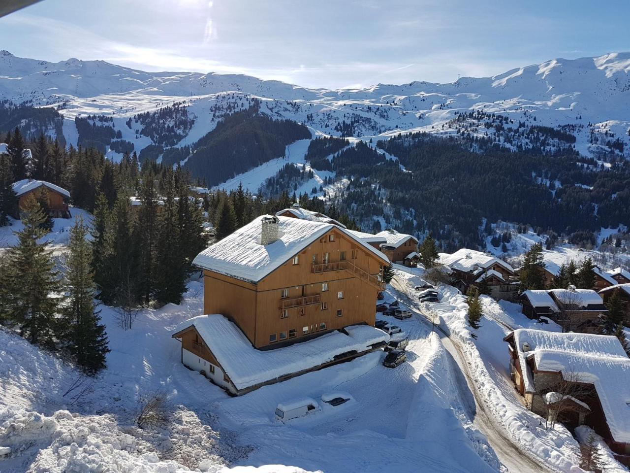 Hotel Le Chamois D'Or, Ussim Vacances เมรีเบล ภายนอก รูปภาพ
